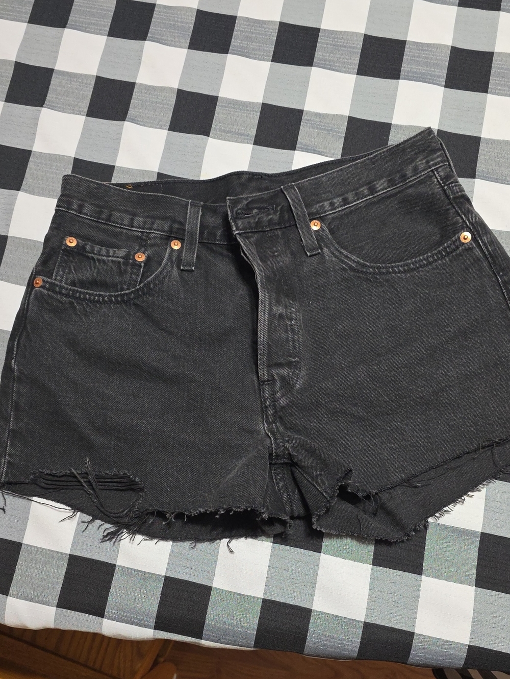 Levis, Black High-Rise Distressed Women's Denim Shorts